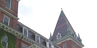 College of the Holy Cross
