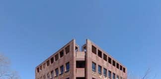 Phillips Exeter Academy