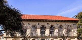 University of Texas at Austin McCombs School of Business